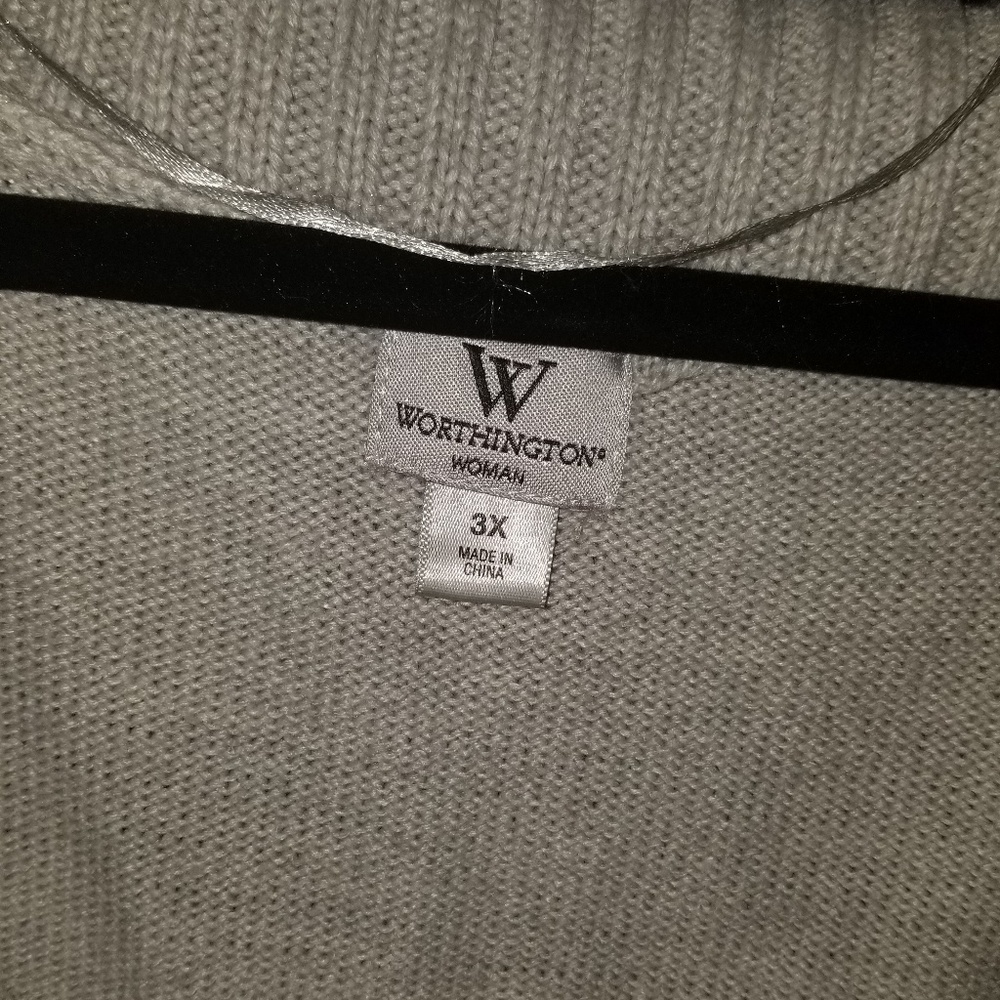 Sweater - Picture 5 of 5